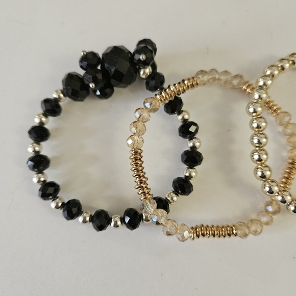 Set of three elastic, various styles/color beaded bracelets, 6.5"-7". EUC. - Picture 4 of 4